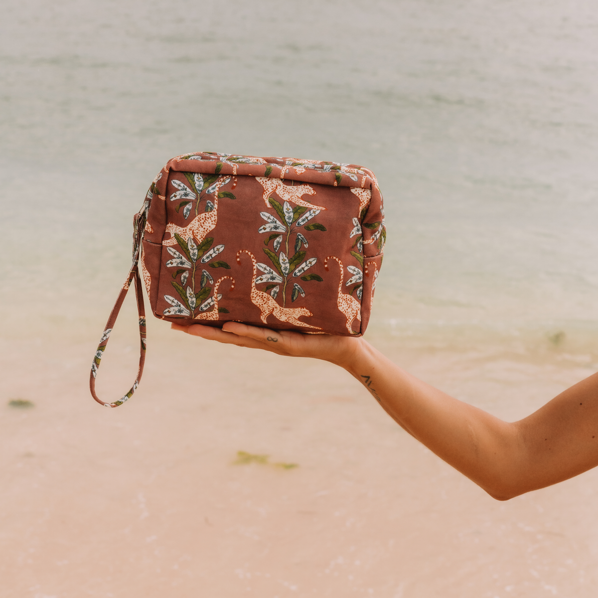 Eye of the Jungle Hazel Zip Bag - Small