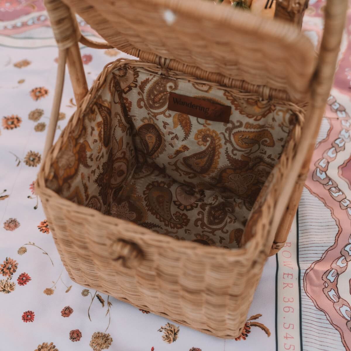 Lovers Woven Picnic Basket