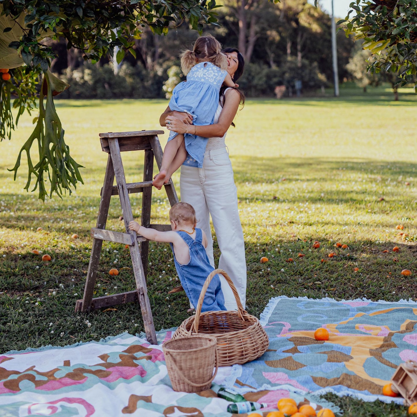 Kaleid Woven Throw