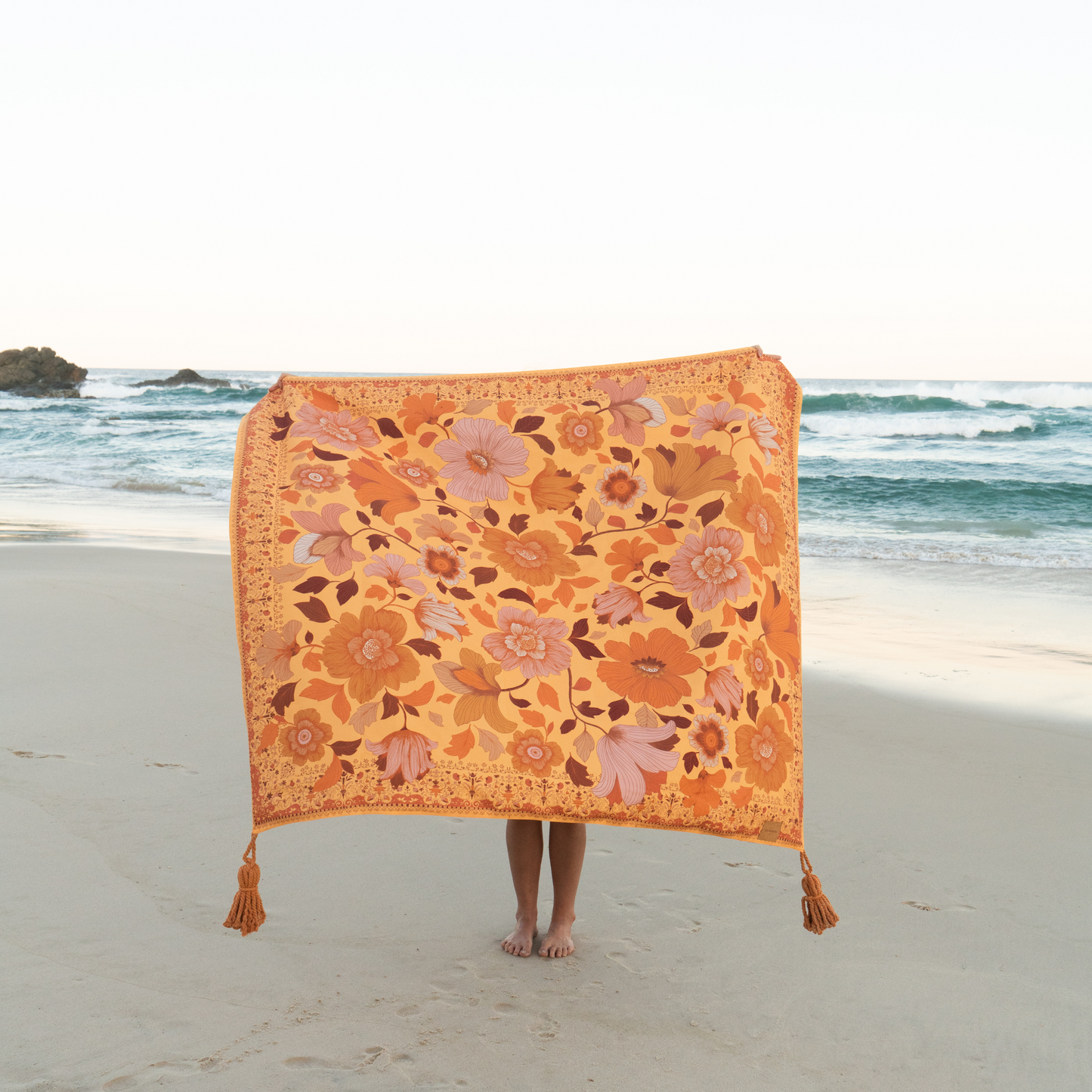 Grande Fleur Picnic Rug