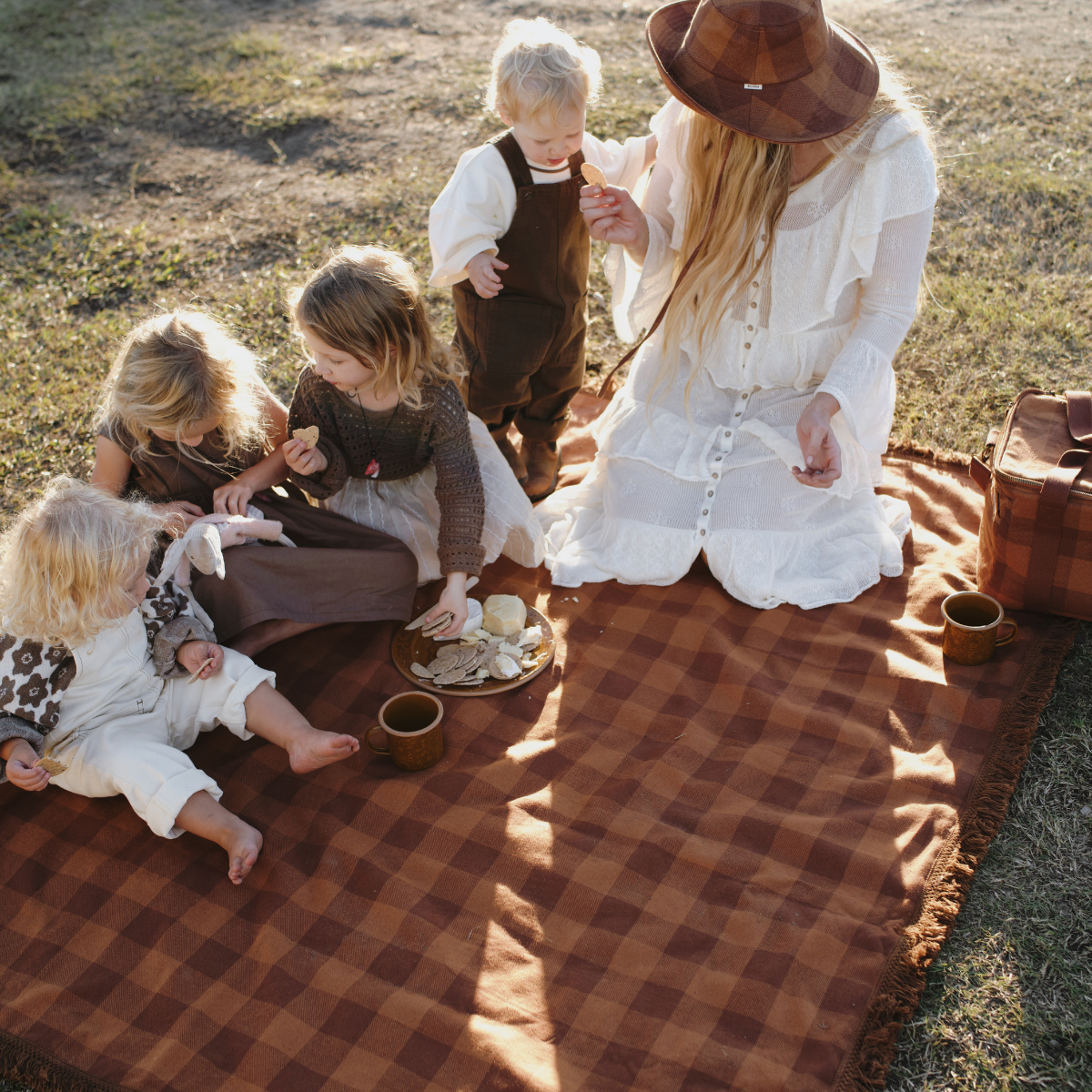 Camp Picnic Rug | Hemp